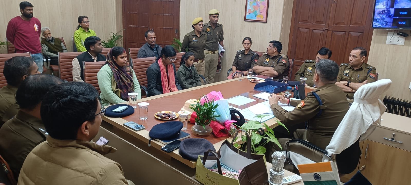 एक्शन में नए कप्तान: वरिष्ठ पुलिस अधीक्षक डॉ. कौस्तुभ ने लगाया जनता दरबार, बोले- ‘फरियादियों को दफ्तरों के चक्कर कटवाए तो खैर नहीं’