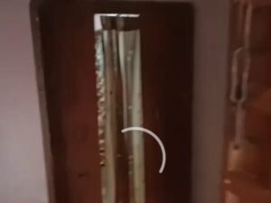 चोरों के निशाने पर ‘सूने मकान’: सुरदापार शुक्ल में भीषण चोरी से सनसनी, एक सप्ताह में दूसरी बड़ी वारदात से पुलिस की कार्यप्रणाली पर सवाल