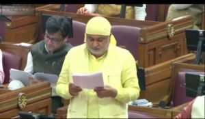 गोला तहसील दिवस में गूँजा जमीन का मुद्दा: सुअरज बुजुर्ग में चकमार्ग विवाद पैमाइश पर तकरार, पीड़ित ने लगाई सुरक्षा की गुहार