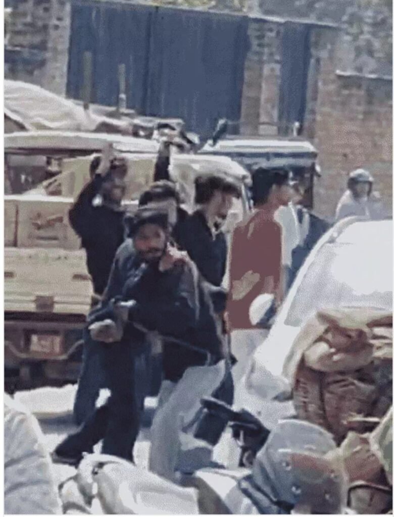 गोरखपुर सड़क तांडव