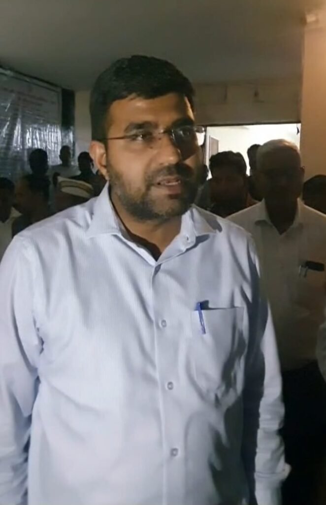 जिलाधिकारी निरीक्षण