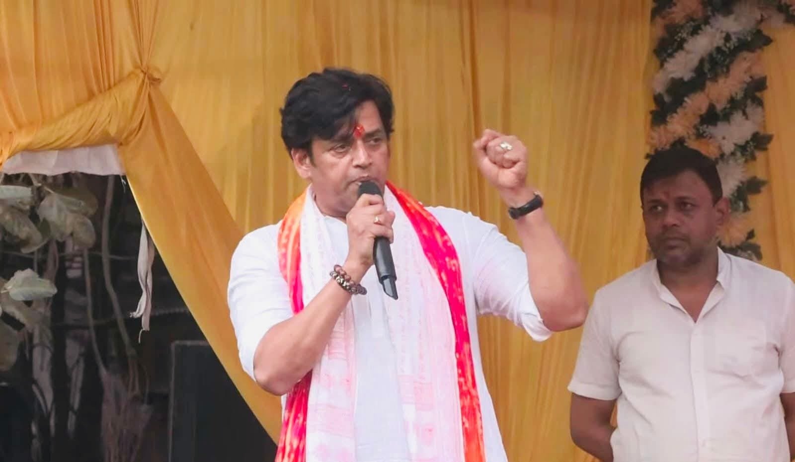 रंगों का उत्सव, रिश्तों की मिठास: सांसद ‘रवि किशन गोरखपुर’ की जनता के संग मनाएंगे होली; देशवासियों को दी पावन पर्व की हार्दिक बधाई