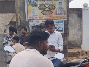 गोला में रसोई गैस का संकट: माँ सरयू इंडेन गैस पर उमड़ी भारी भीड़, सर्वर और आपूर्ति की दोहरी मार से ‘गोला रसोई गैस किल्लत 2026’ गहराया