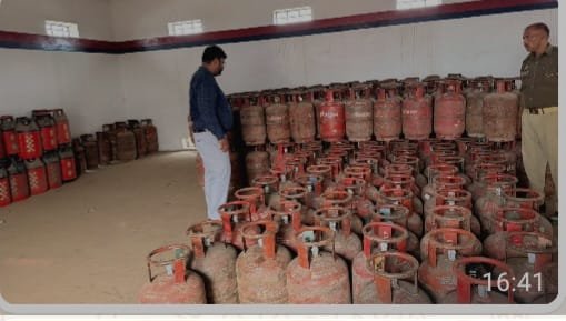 गोला गैस एजेंसी