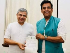 पूर्वांचल-मुंबई की राह हुई आसान: स्पेशल ट्रेन अब बनी ‘दादर गोरखपुर एक्सप्रेस नियमित 2026’, सांसद रवि किशन के प्रयासों से लाखों यात्रियों को मिली सौगात