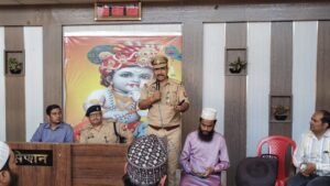 सौहार्द की मिसाल: ‘गोरखनाथ शांति समिति बैठक 2026’ संपन्न; अलविदा, ईद और नवरात्र पर प्रशासन सख्त, शांति भंग करने वालों की खैर नहीं