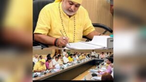 Gorakhpur News: आवास ऑपरेटरों की मांग विधानसभा तक पहुंची, विधायक राजेश त्रिपाठी ने उठाया बकाया मानदेय का मुद्दा